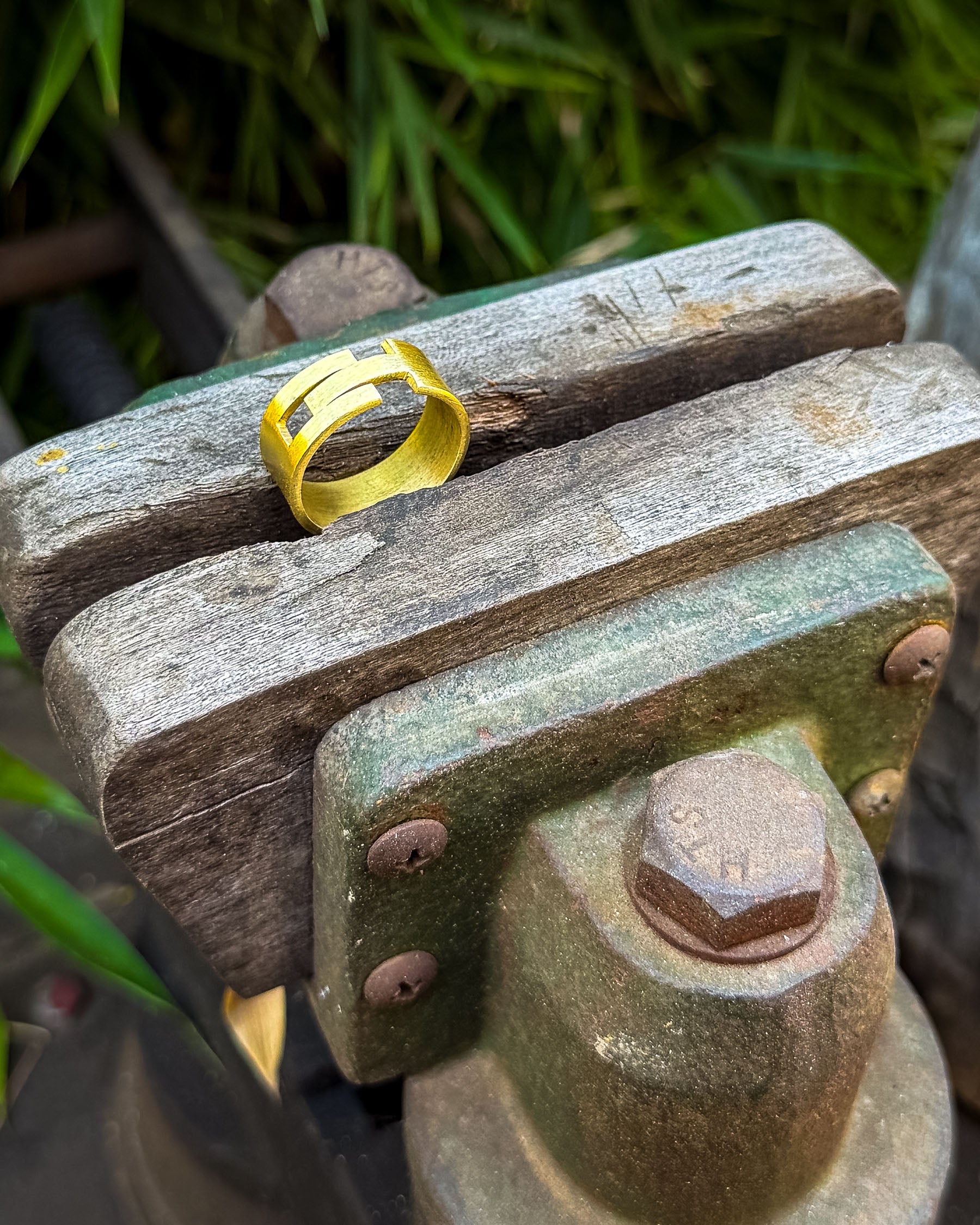 Gap Ring - Brass
