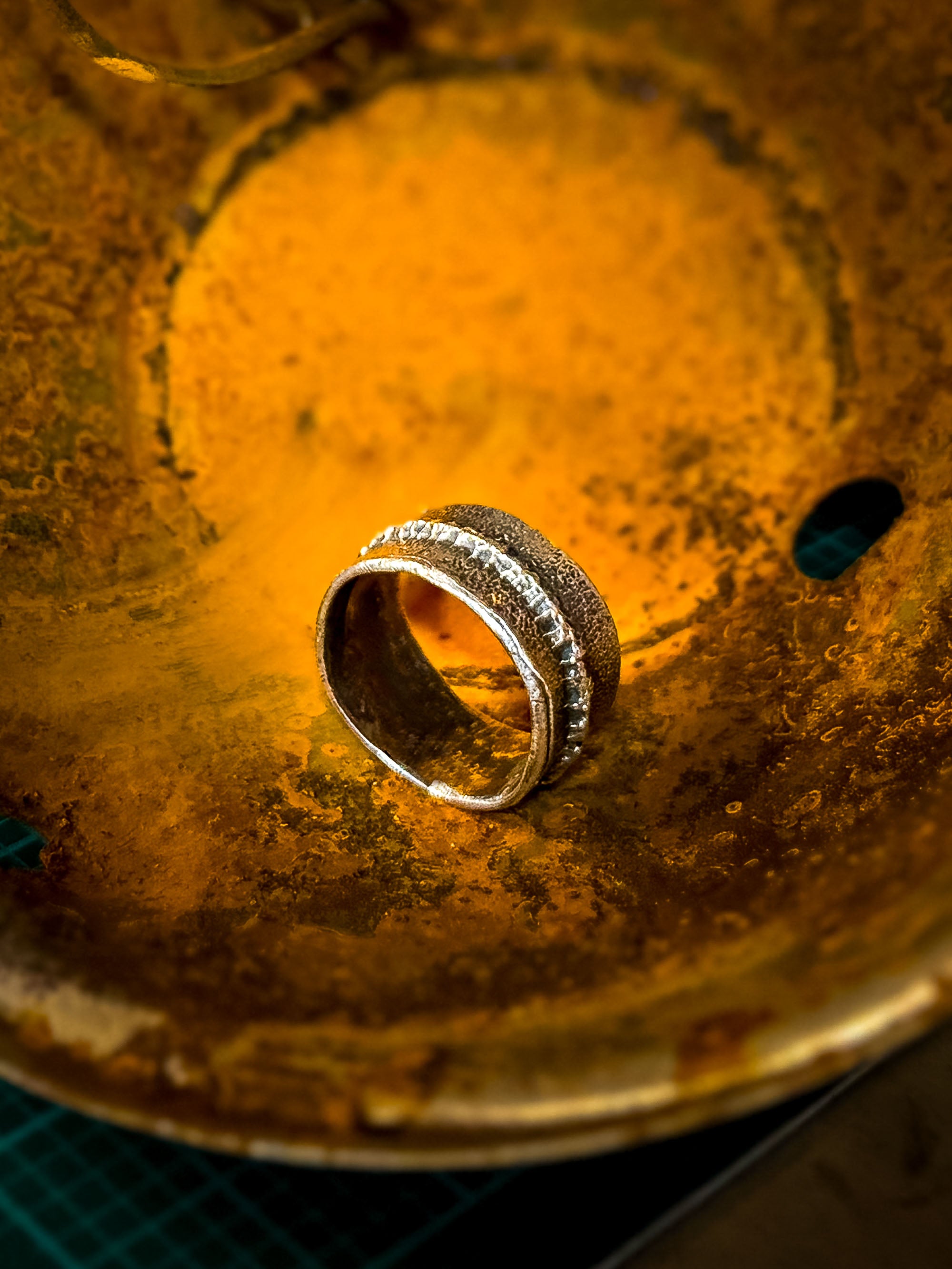 Suture Ring – Silver